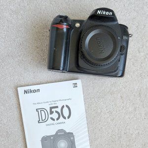 Nikon D50 DSLR 6.0 MP Digital Camera + Manual
